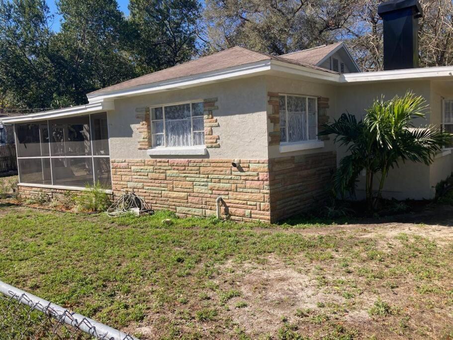 Hidden Gem 3br/1b+jacuzzi+busch Garden+fishn+kayak * Tampa