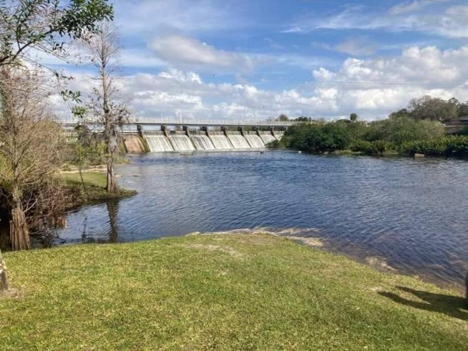 Ferienhaus Hidden Gem 3br/1b+jacuzzi+busch Garden+fishn+kayak Tampa