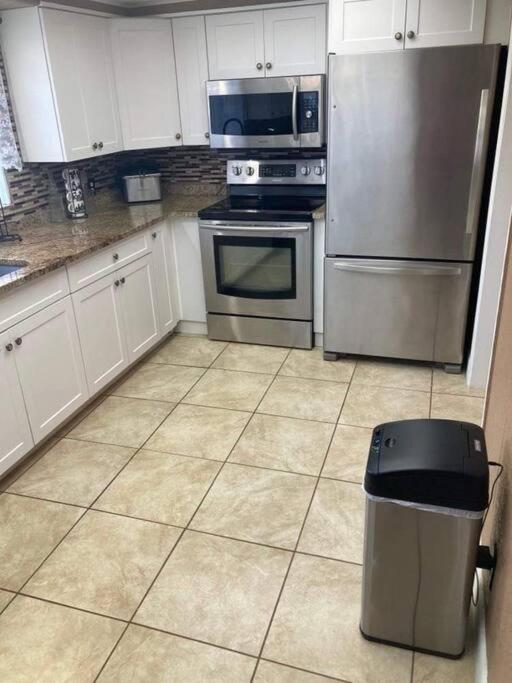 Hidden Gem 3br/1b+jacuzzi+busch Garden+fishn+kayak *